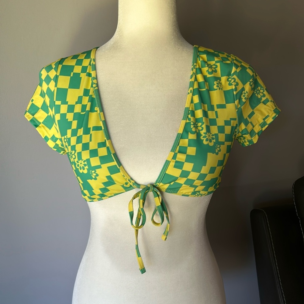 PACSUN SWIM Women’s Green/Yellow Cropped Bikini Top